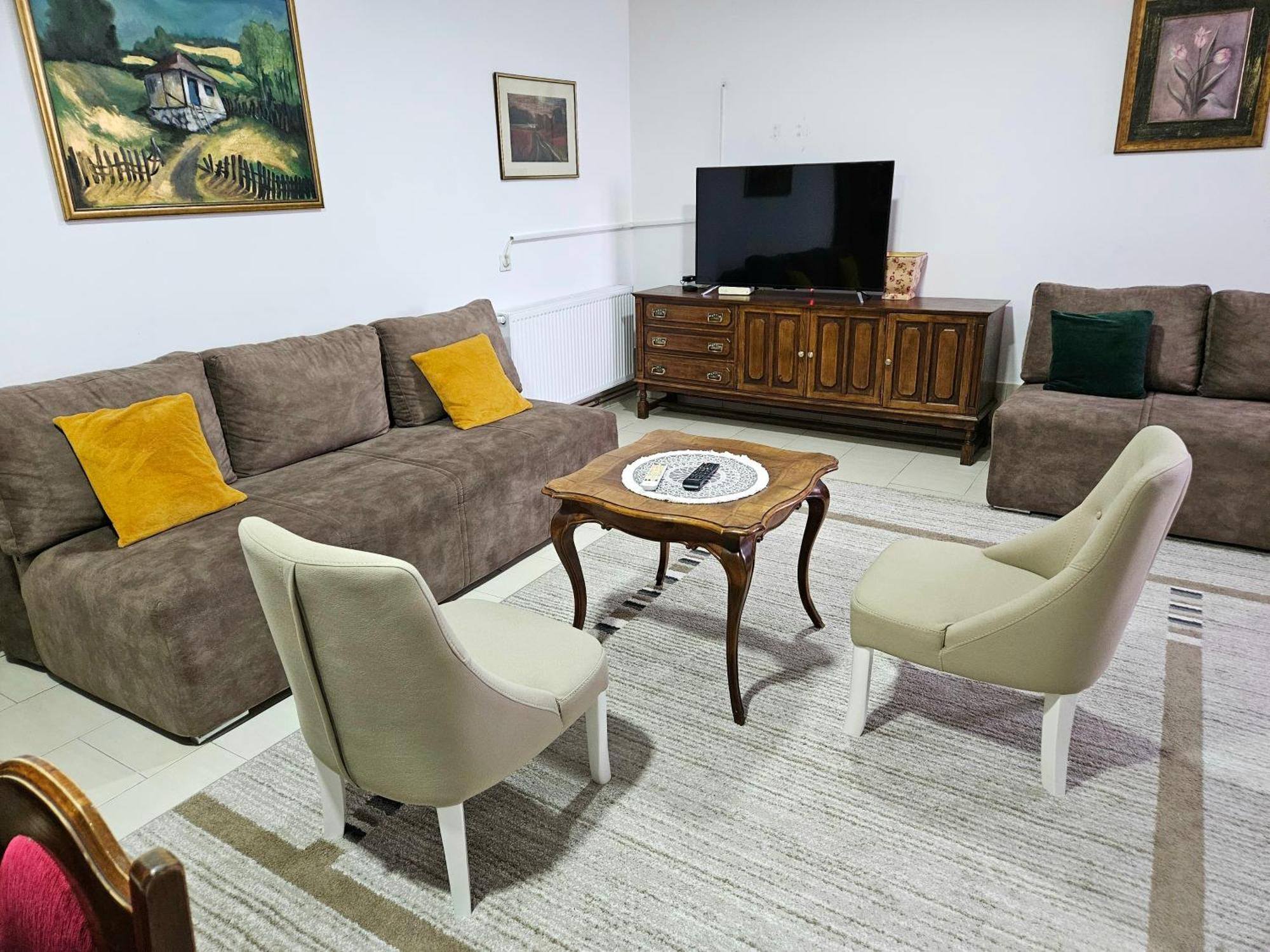 Apartman Juga Kremna Exterior photo